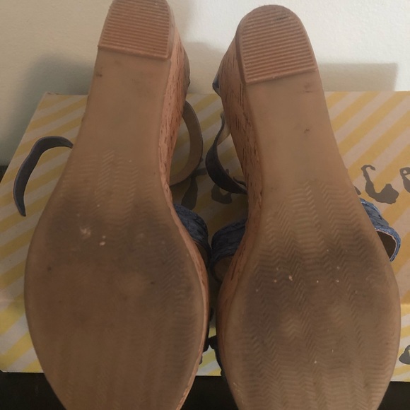 Fat Face Cornflower Blue Summer Platform Sandals - Picture 4 of 4